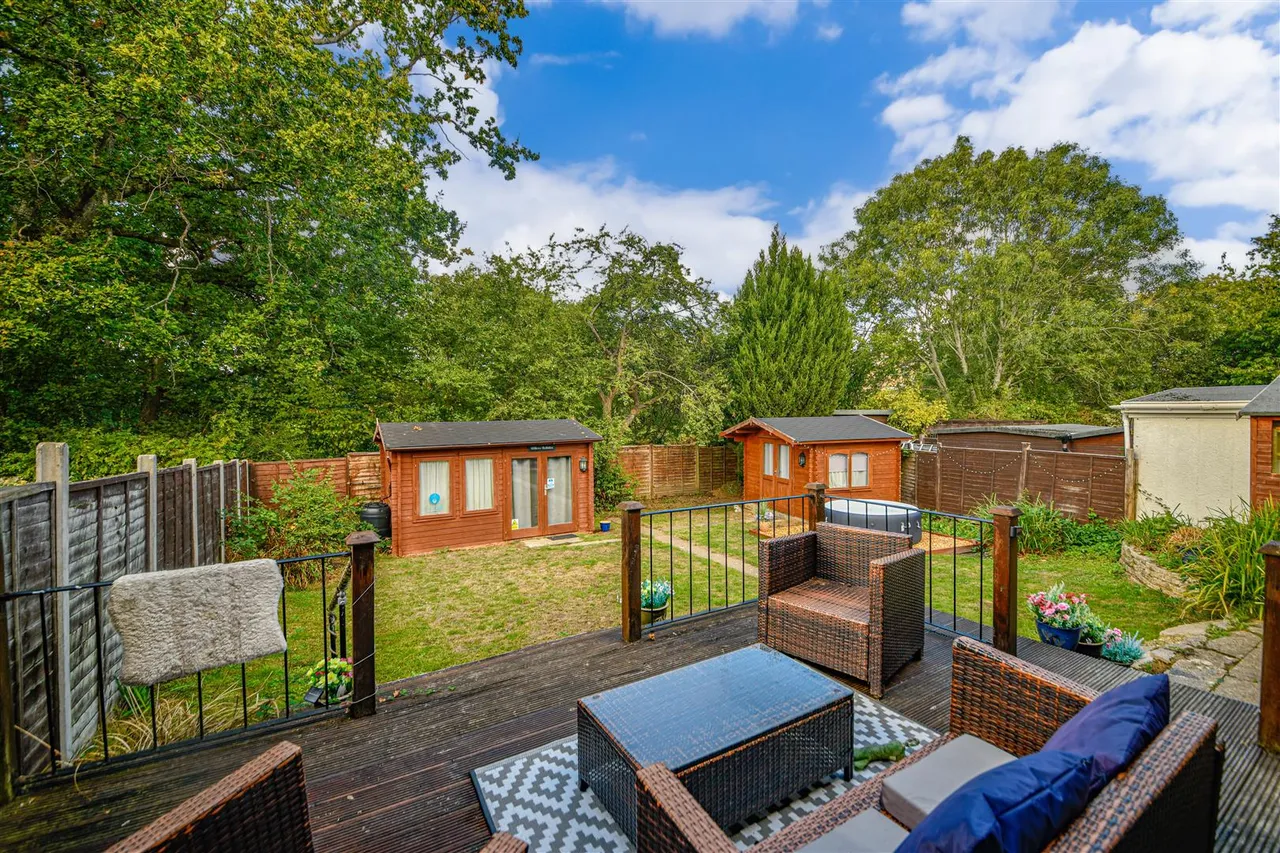 Latham Road, Fair Oak, SO50, photo 11