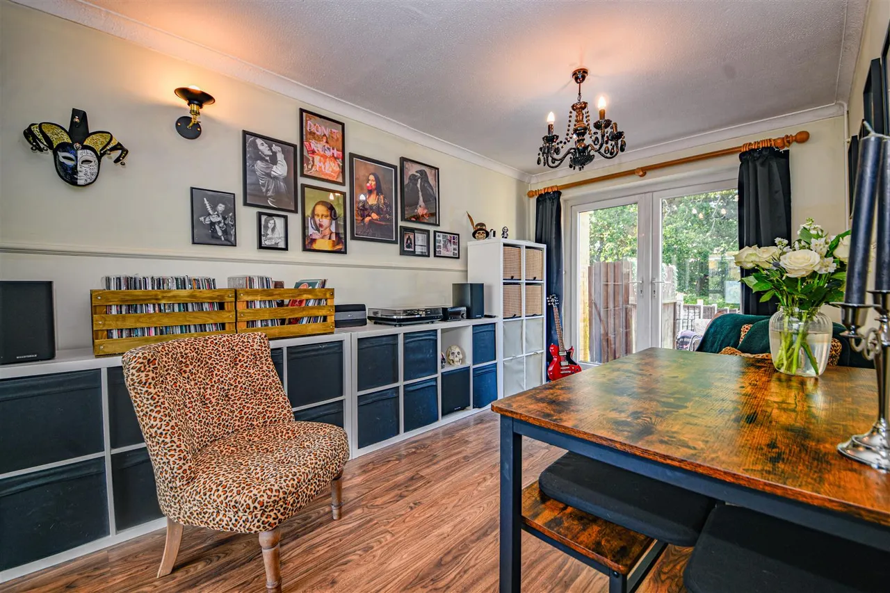 Latham Road, Fair Oak, SO50, photo 3