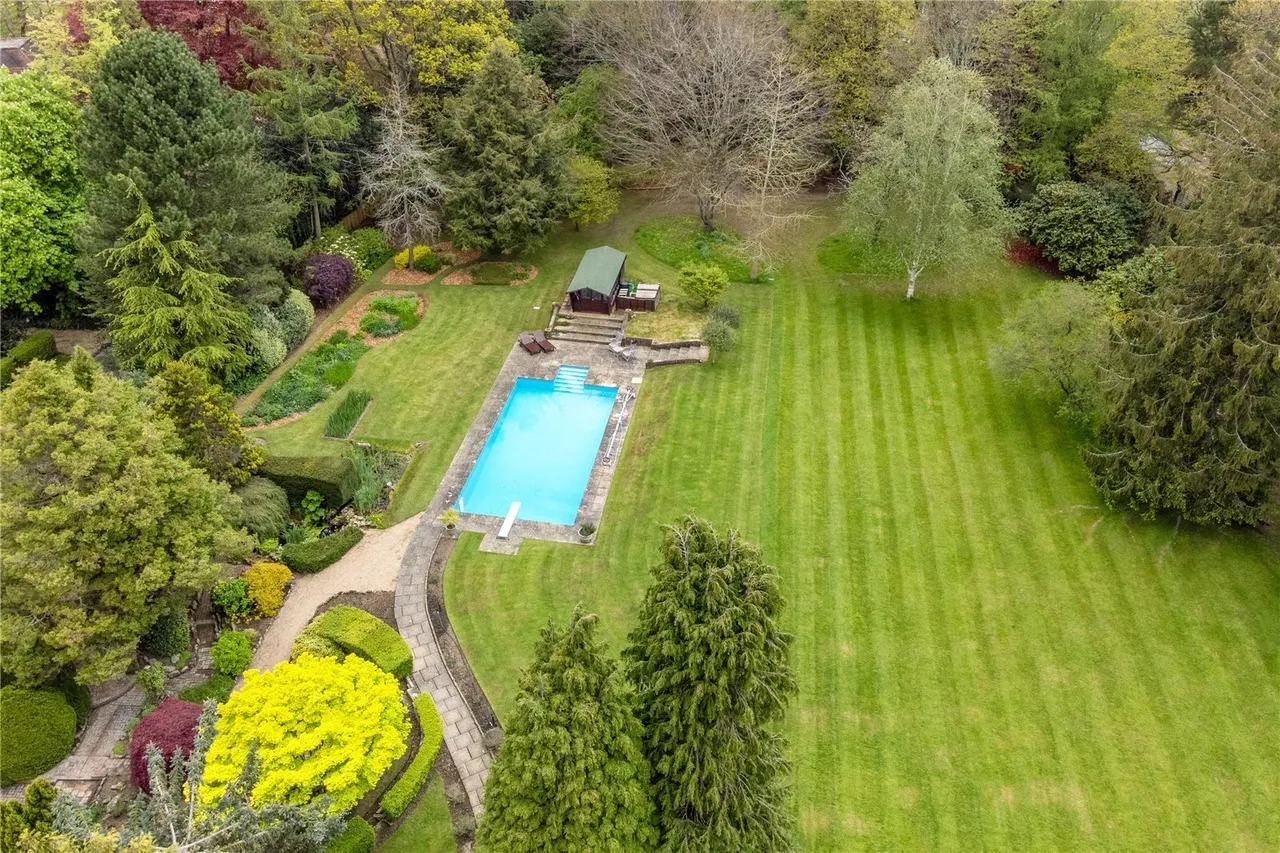 Pastens Road, Limpsfield, RH8, photo 4