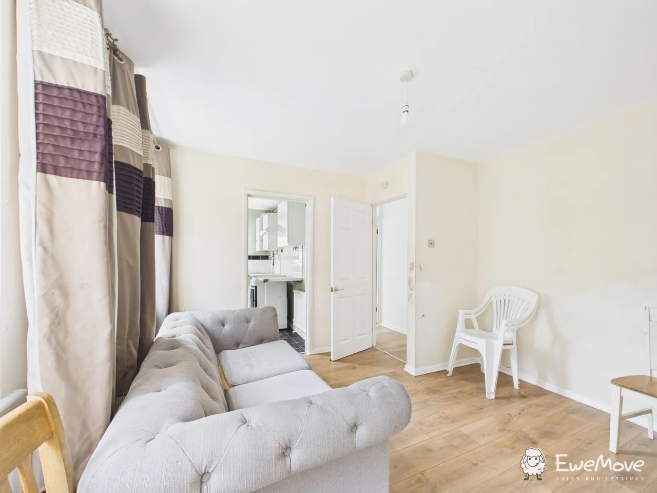Stuart Crescent, Winchester, SO22, photo 7