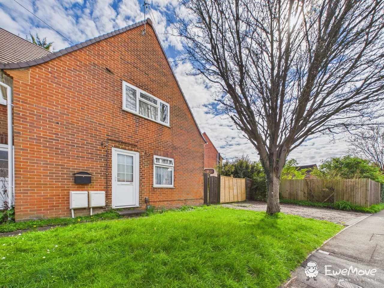 1 bed flat for sale, Stuart Crescent, Winchester, SO22