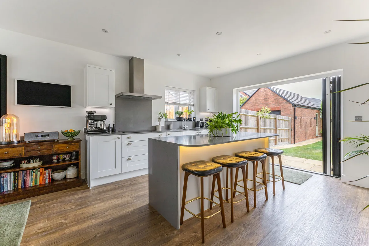 Olver Rd, Shackleton Village, CV37, photo 2