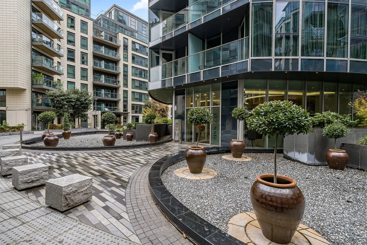 Juniper Drive, SW18, photo 17