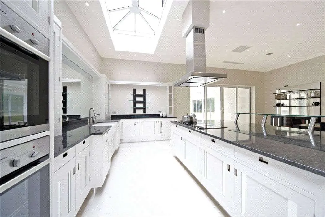 George Road, Kingston upon Thames, Surrey, KT2 7NR, photo 4
