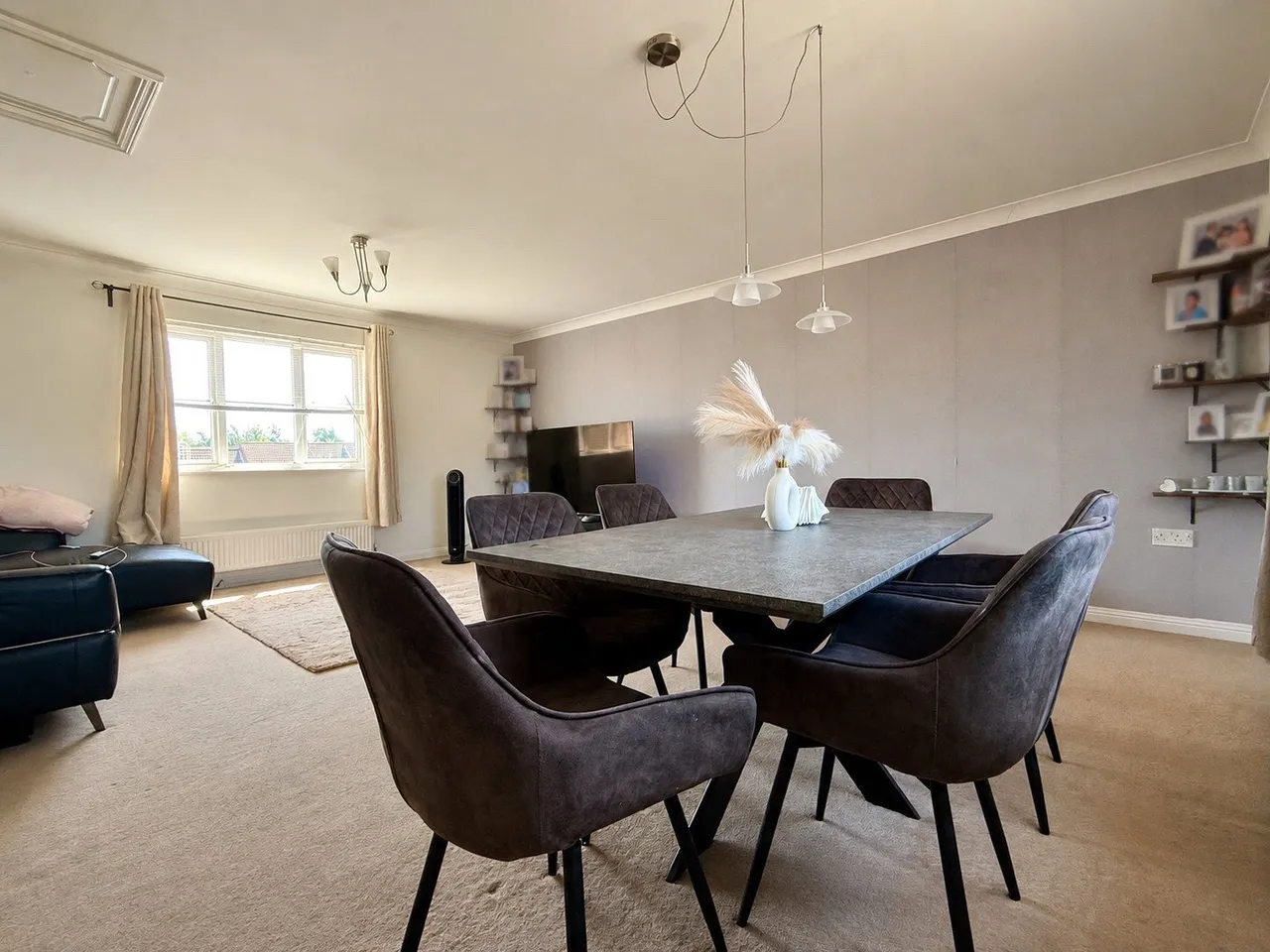 Galleon Road, Chafford Hundred, Grays, Essex, RM16, photo 3