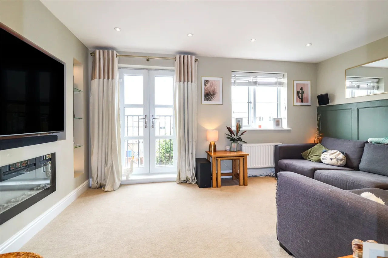 Rana Drive, Church Crookham, Fleet, Hampshire, GU52 8AJ, photo 7