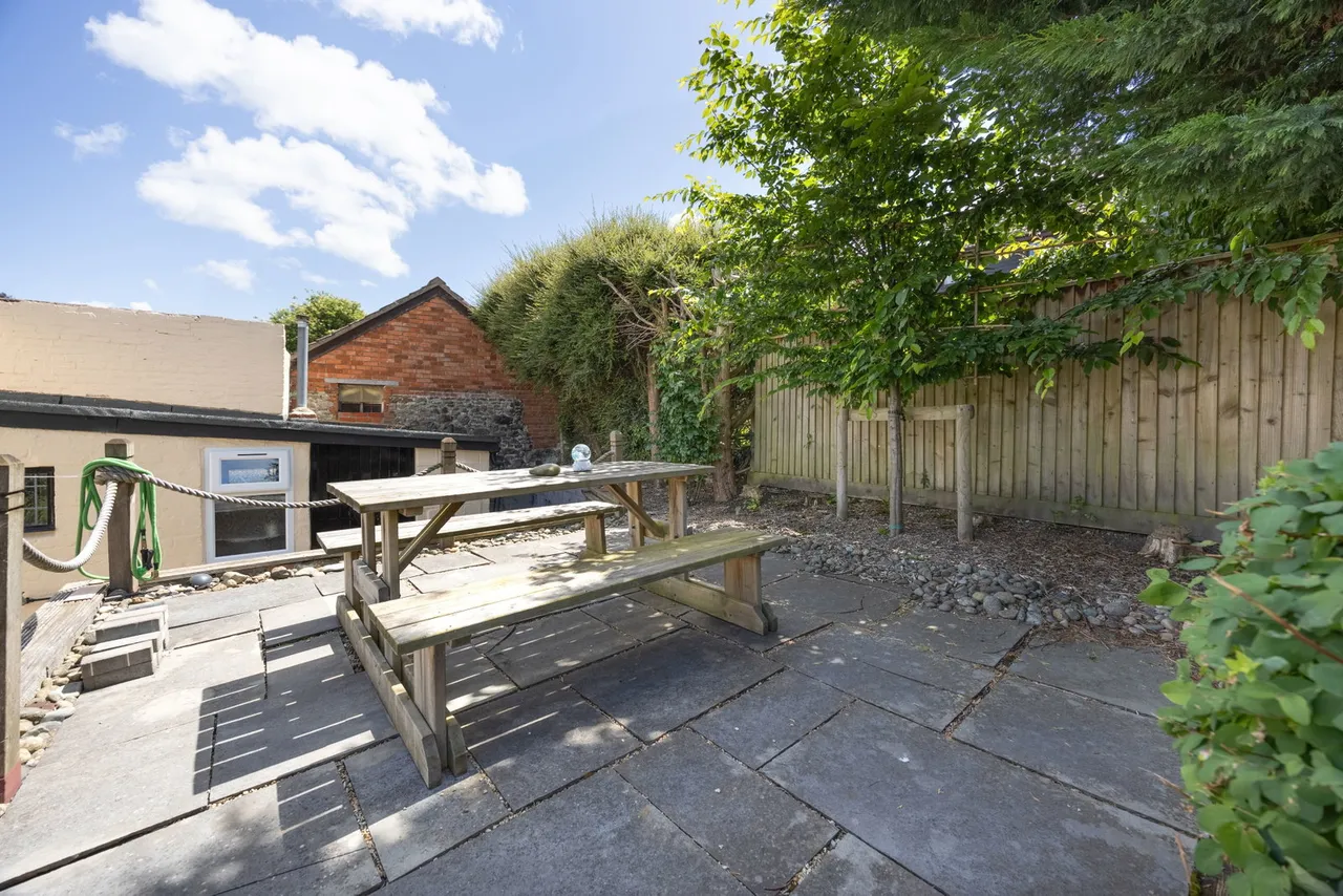 Bratton, BA13, photo 27