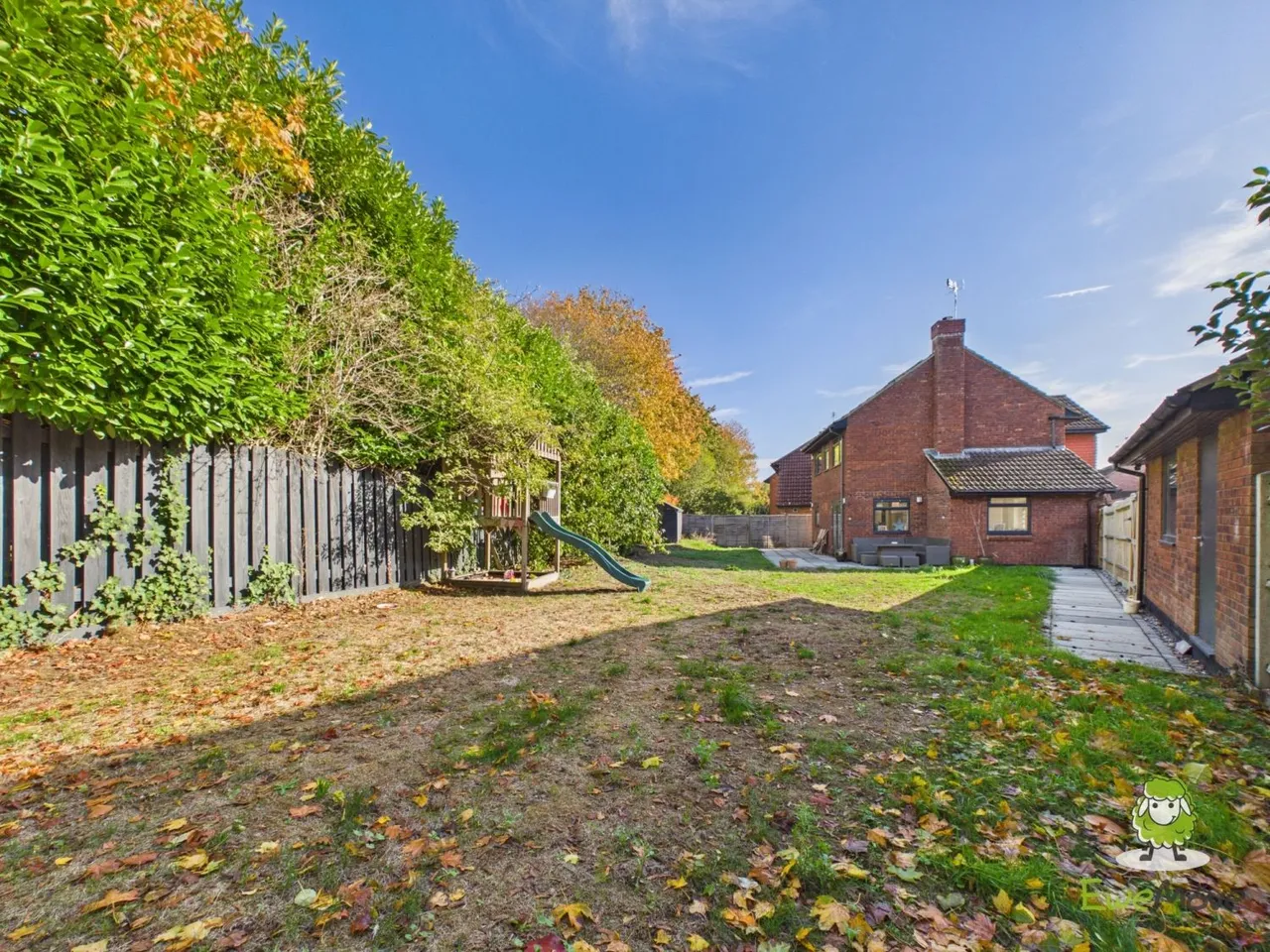 Little Fallow, Lychpit, RG24, photo 26