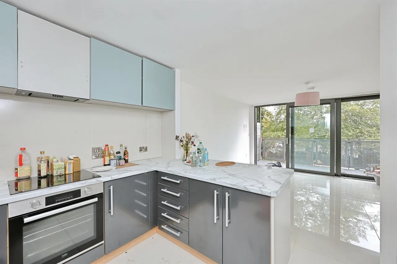 Geoffrey Watling Way, Norwich, NR1, photo 2