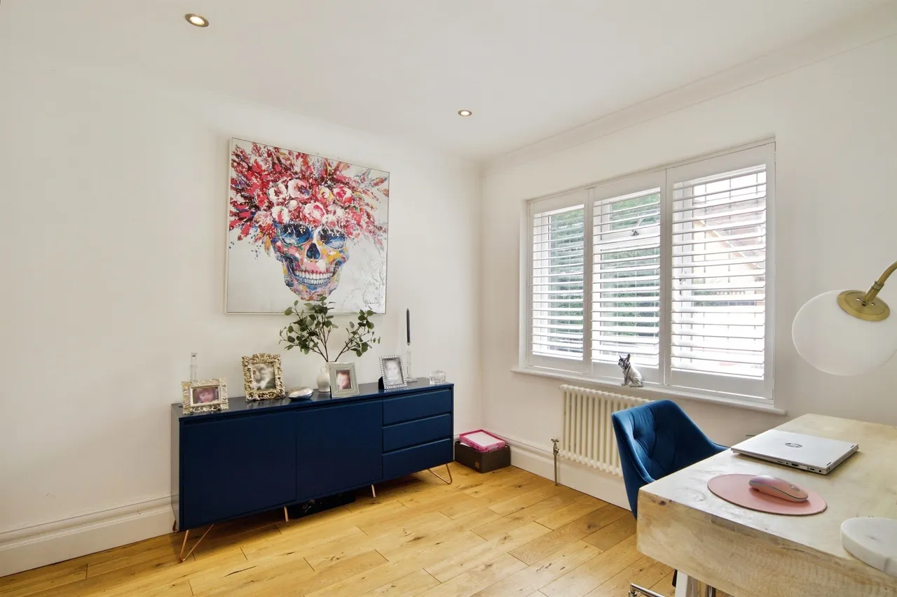 High Road, Wormley, Broxbourne, photo 10