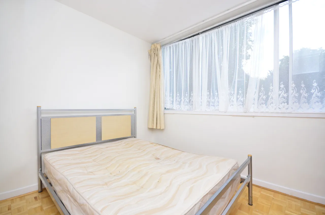 30 Claudia Place, London, photo 3