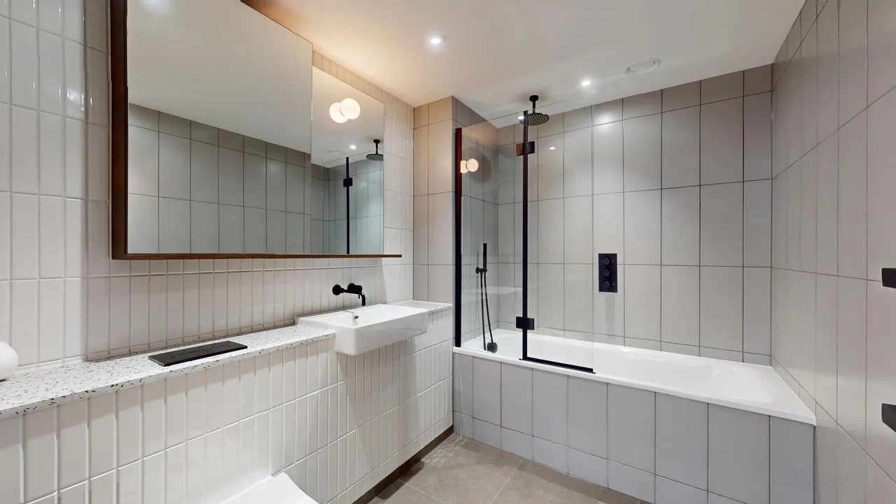 Jubilee Walk, London, WC1X, photo 13