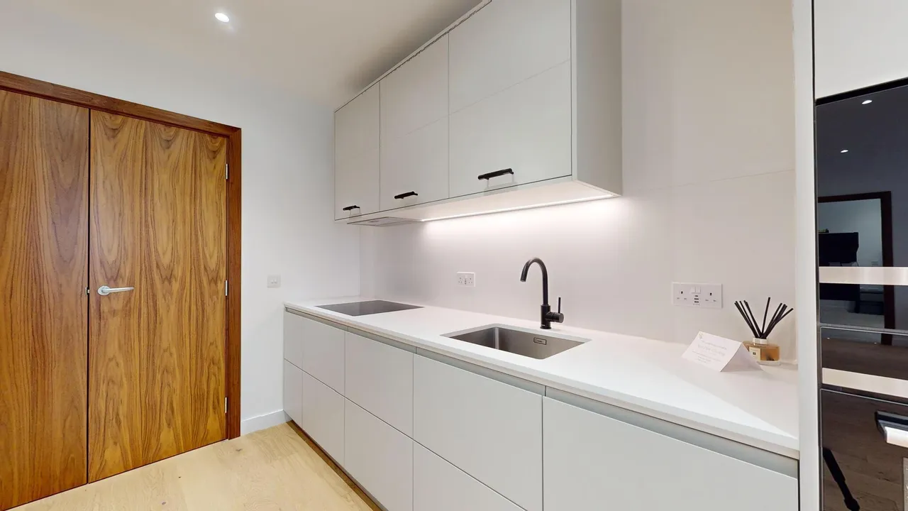 Jubilee Walk, London, WC1X, photo 7