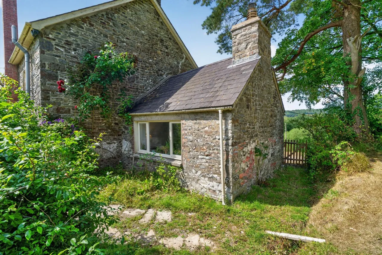 Pantyfen Isaf, Llanfihangel-ar-arth, SA39, photo 60