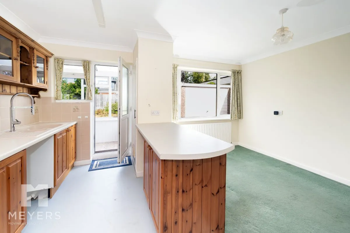 Orchard Close, Ringwood, BH24, photo 5