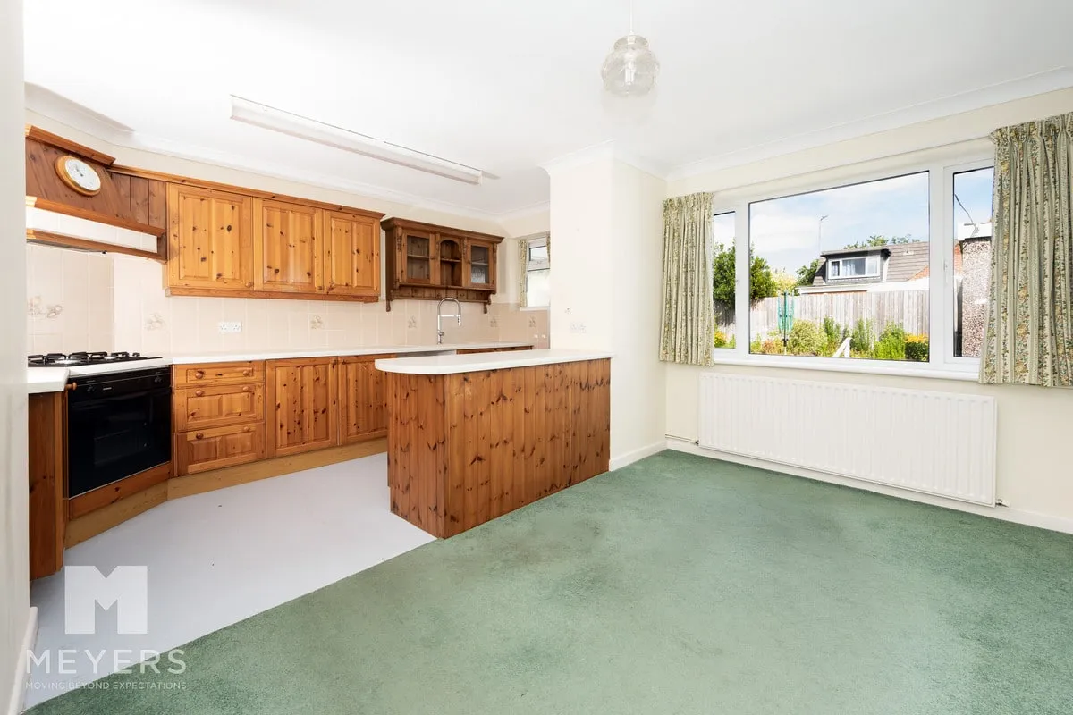 Orchard Close, Ringwood, BH24, photo 4