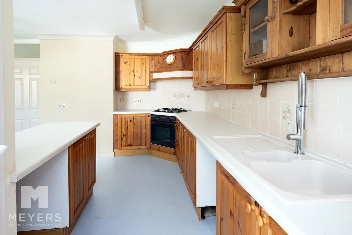 Orchard Close, Ringwood, BH24, photo 12