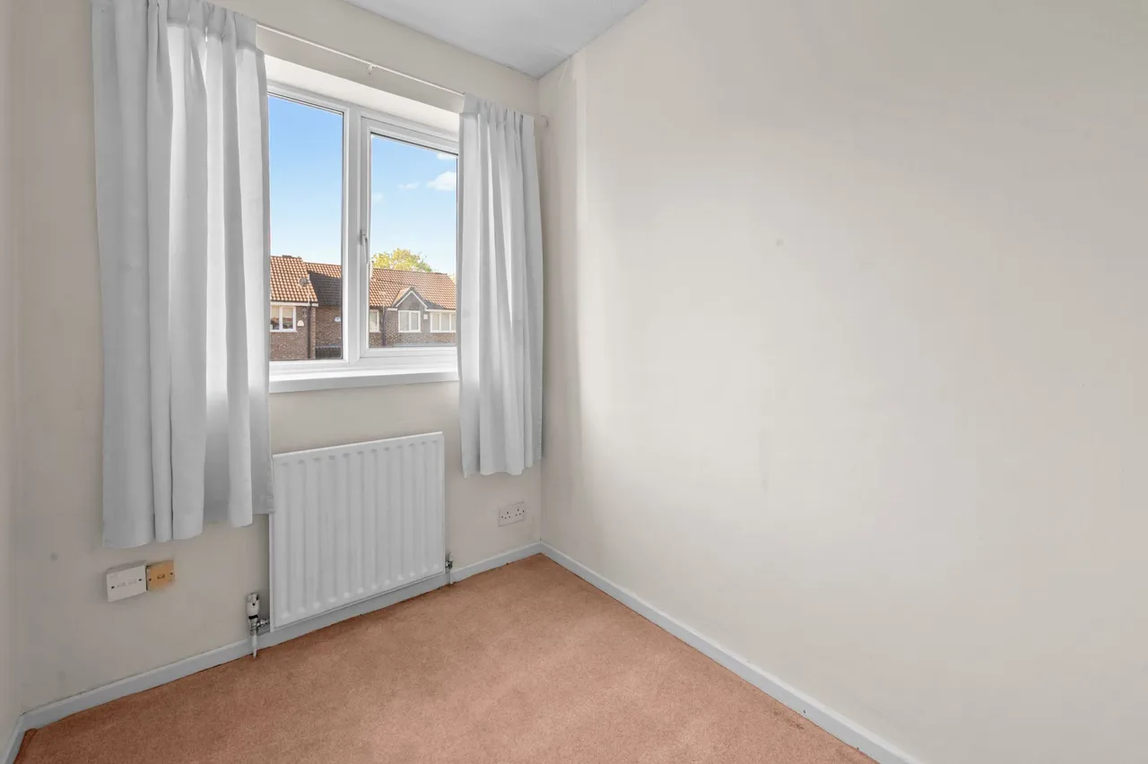 Tweedsmuir Close, Fearnhead, Warrington, Warrington, WA2 0EL, photo 17