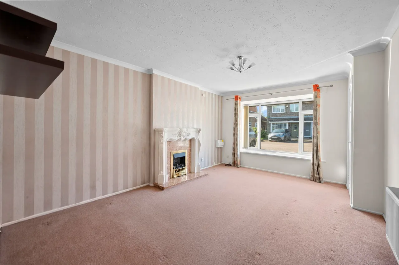 Tweedsmuir Close, Fearnhead, Warrington, Warrington, WA2 0EL, photo 2