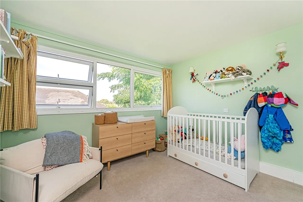 Kings Paddock,, Park Close, Hampton, TW12 2EF, photo 8