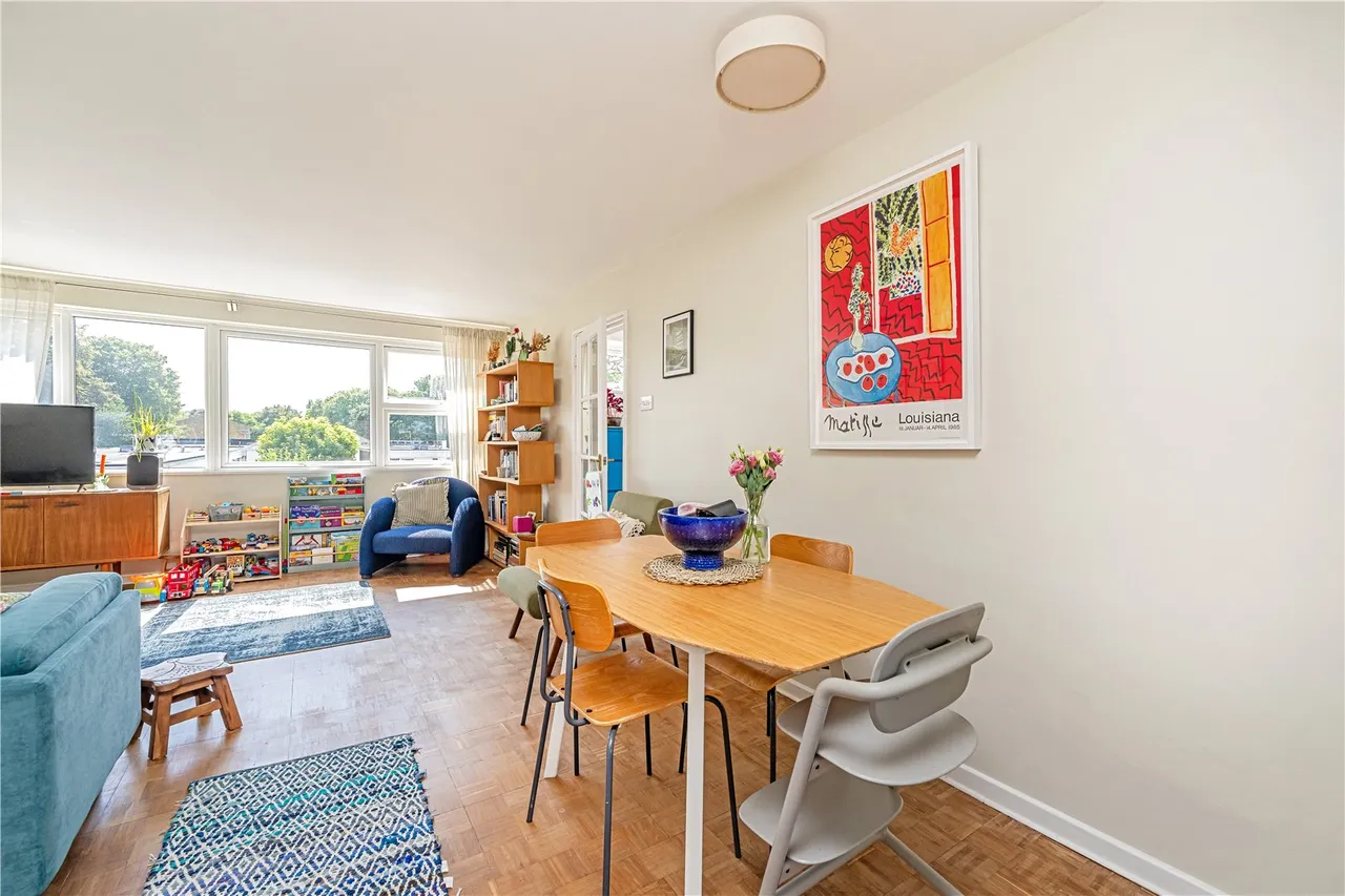 Kings Paddock,, Park Close, Hampton, TW12 2EF, photo 5