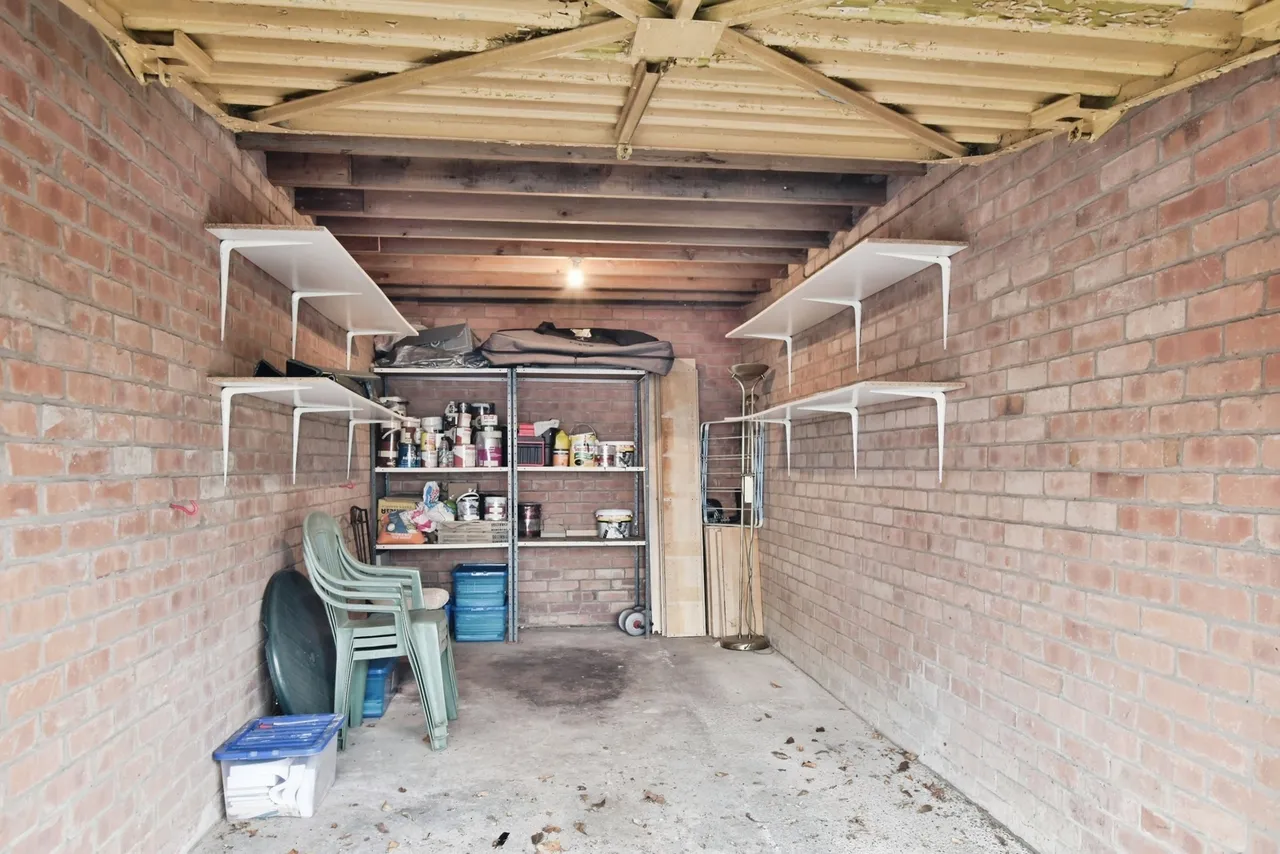 Woodleigh Court, ALDERLEY EDGE, Cheshire, SK9, photo 13