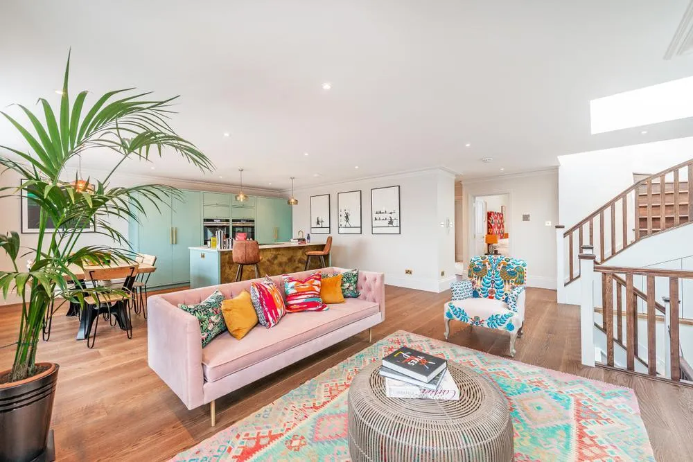 2 bed flat to rent, Gloucester Place, Marylebone, W1U