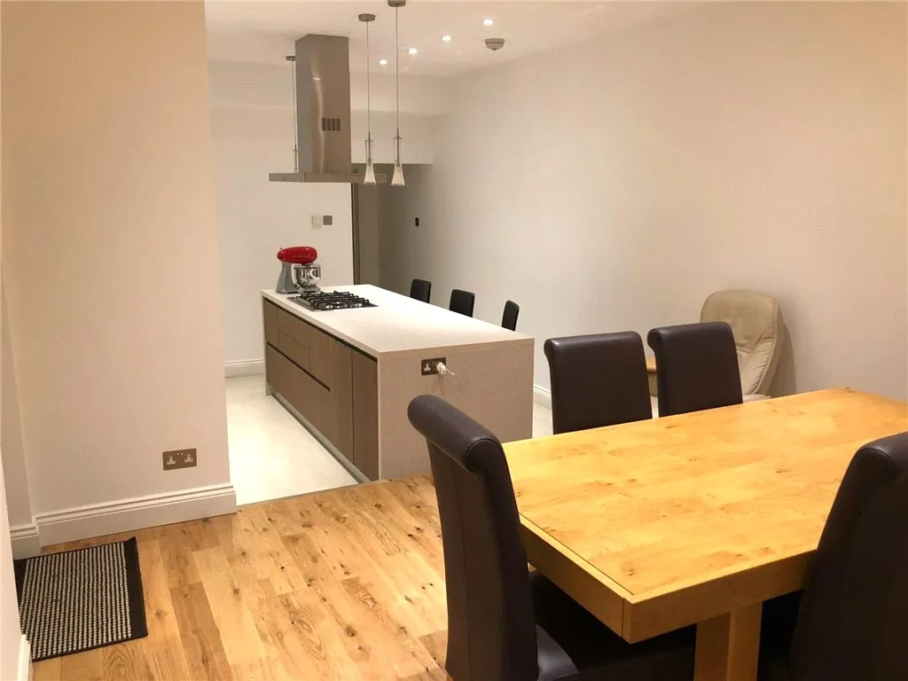 Hummer Road, Egham, TW20, photo 5