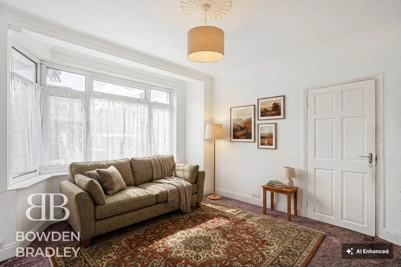 Geneva Gardens, Chadwell Heath, RM6, photo 4