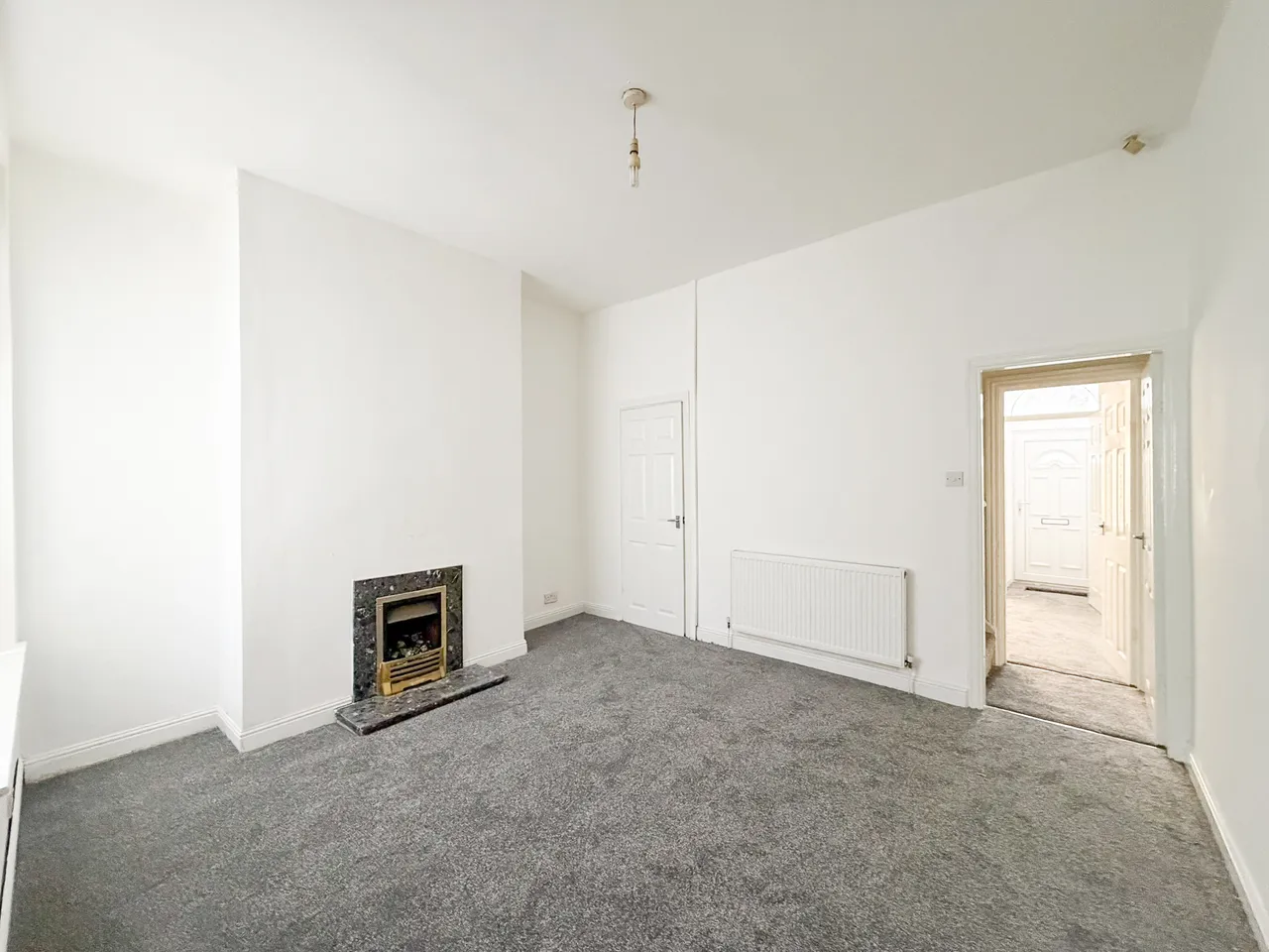 Ashton Road, Oldham, OL8, photo 4