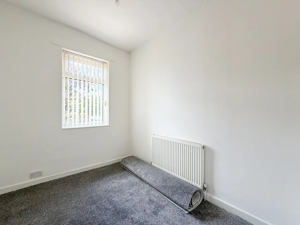 Ashton Road, Oldham, OL8, photo 9