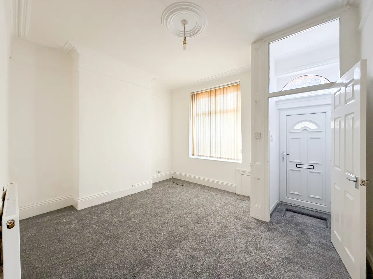 Ashton Road, Oldham, OL8, photo 2