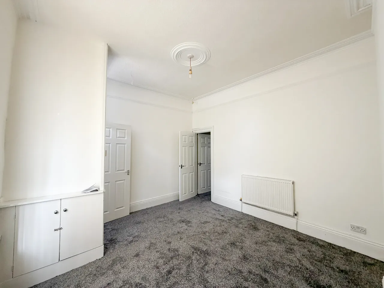 Ashton Road, Oldham, OL8, photo 3