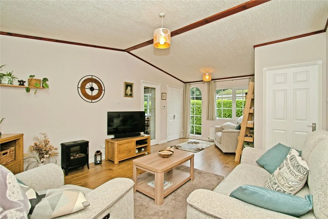 Cosawes Park Homes, Perranarworthal, TR3, photo 6