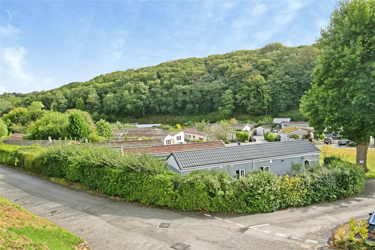 Cosawes Park Homes, Perranarworthal, TR3, photo 16
