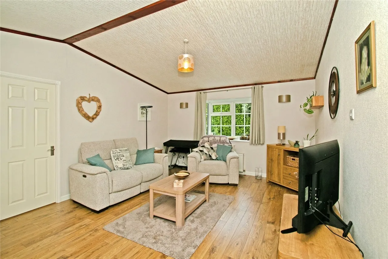 Cosawes Park Homes, Perranarworthal, TR3, photo 2