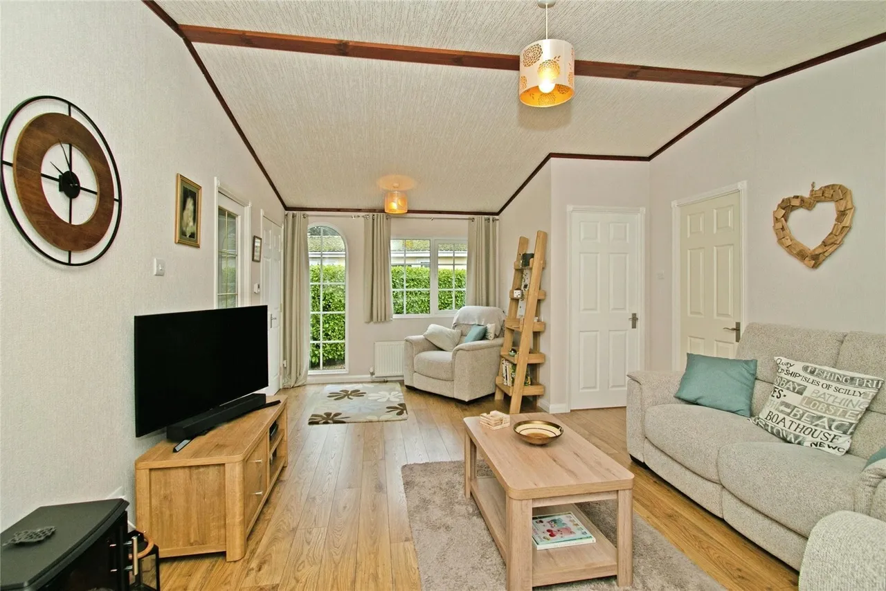 Cosawes Park Homes, Perranarworthal, TR3, photo 9