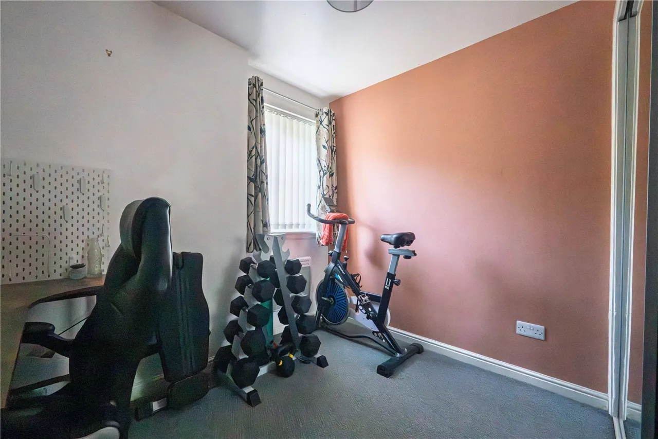 Queens Crescent, LIVINGSTON, West Lothian, EH54, photo 5
