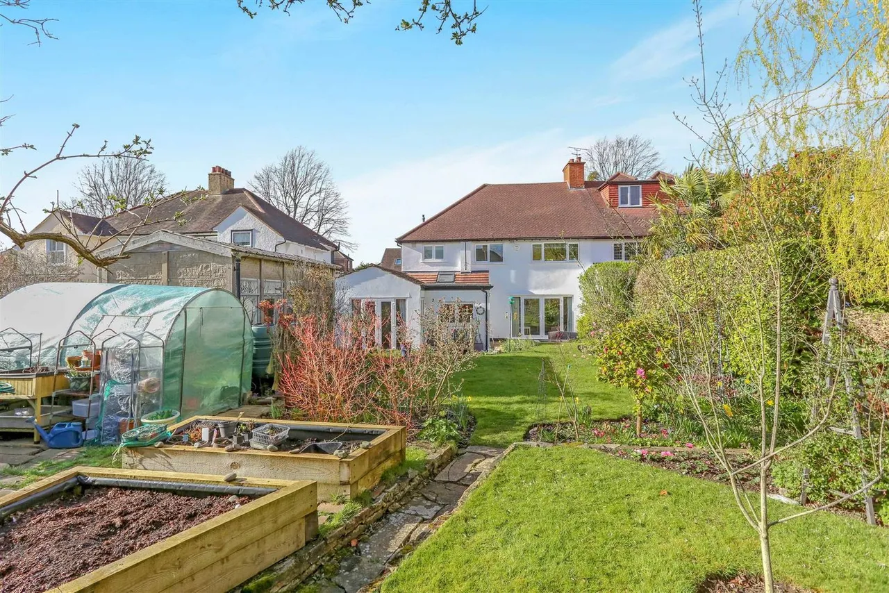 Devon Road, Cheam, Surrey, SM2 7PD, photo 12
