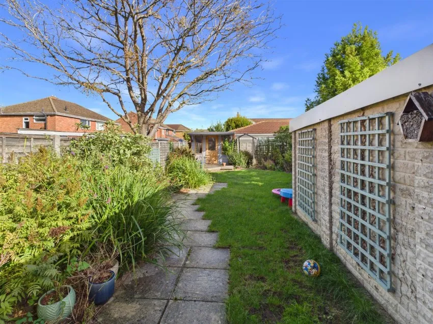 Haydale Gardens, Longlevens, photo 4
