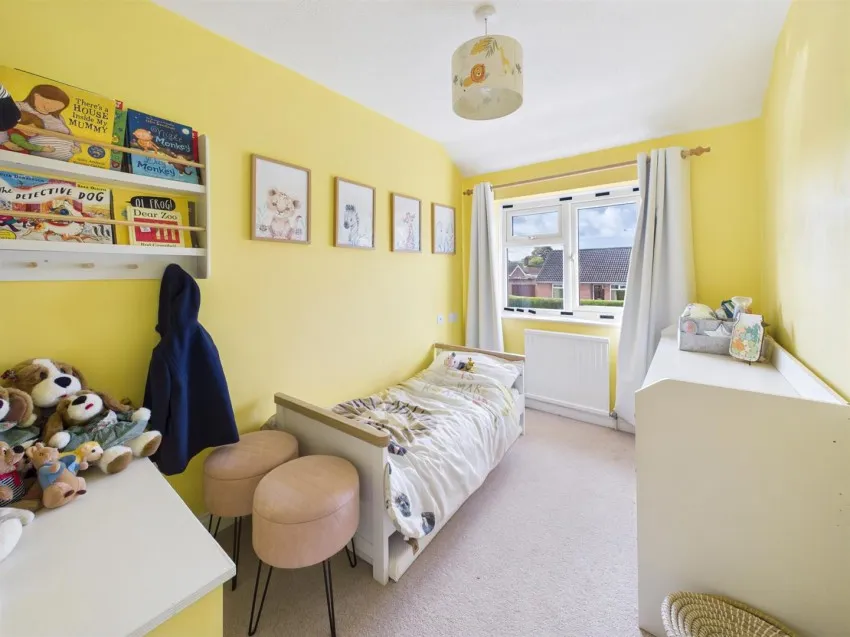 Haydale Gardens, Longlevens, photo 18