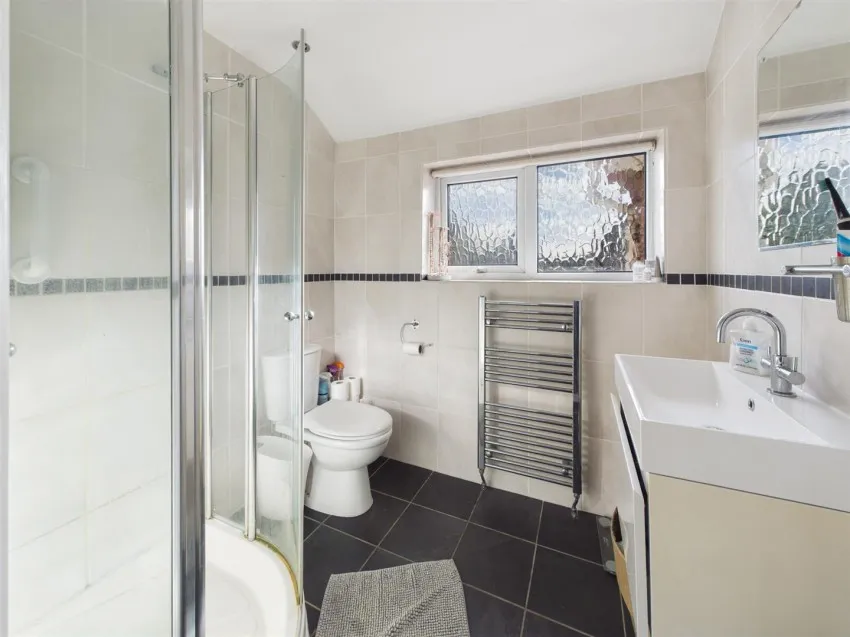 Haydale Gardens, Longlevens, photo 15