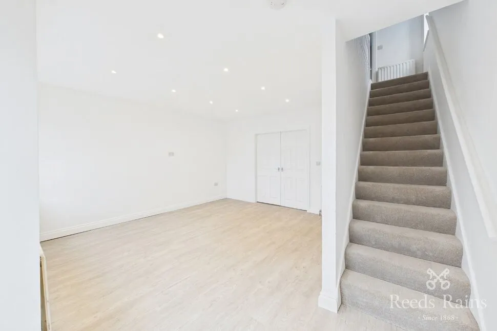 George Street, Outwood, WF1, photo 6