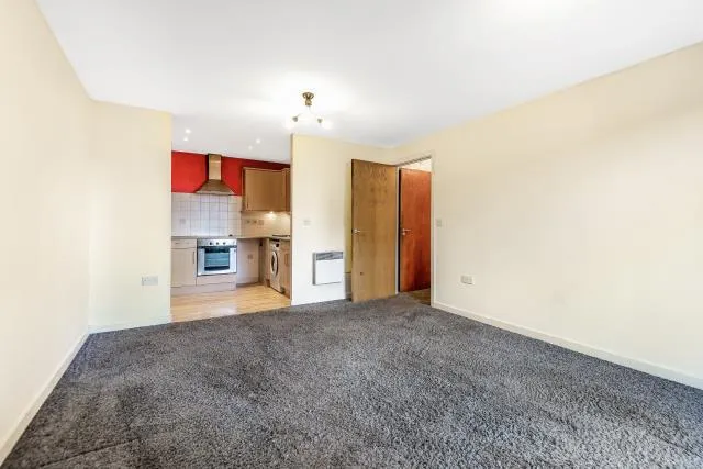 Bath Road, Slough, SL1, photo 5