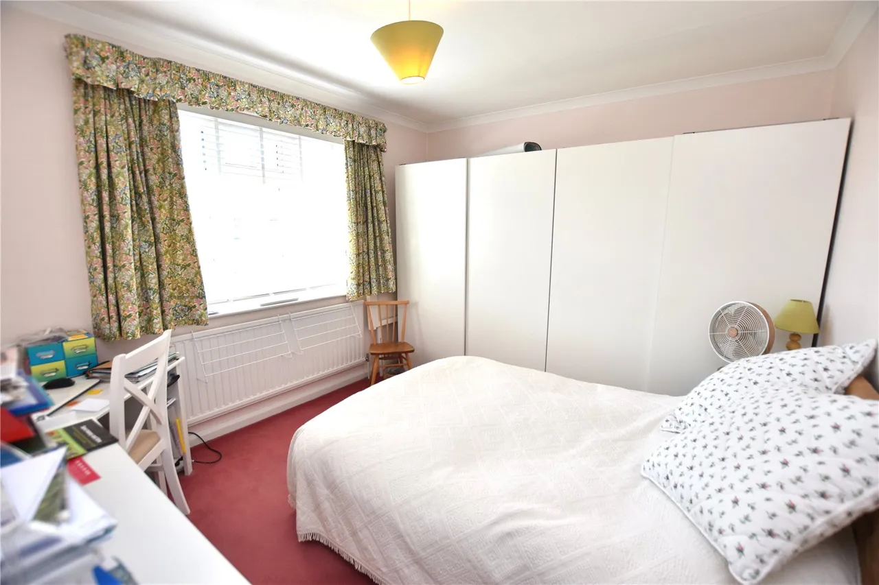 Fernhill Road, Farnborough, Hampshire, GU14 9SA, photo 14