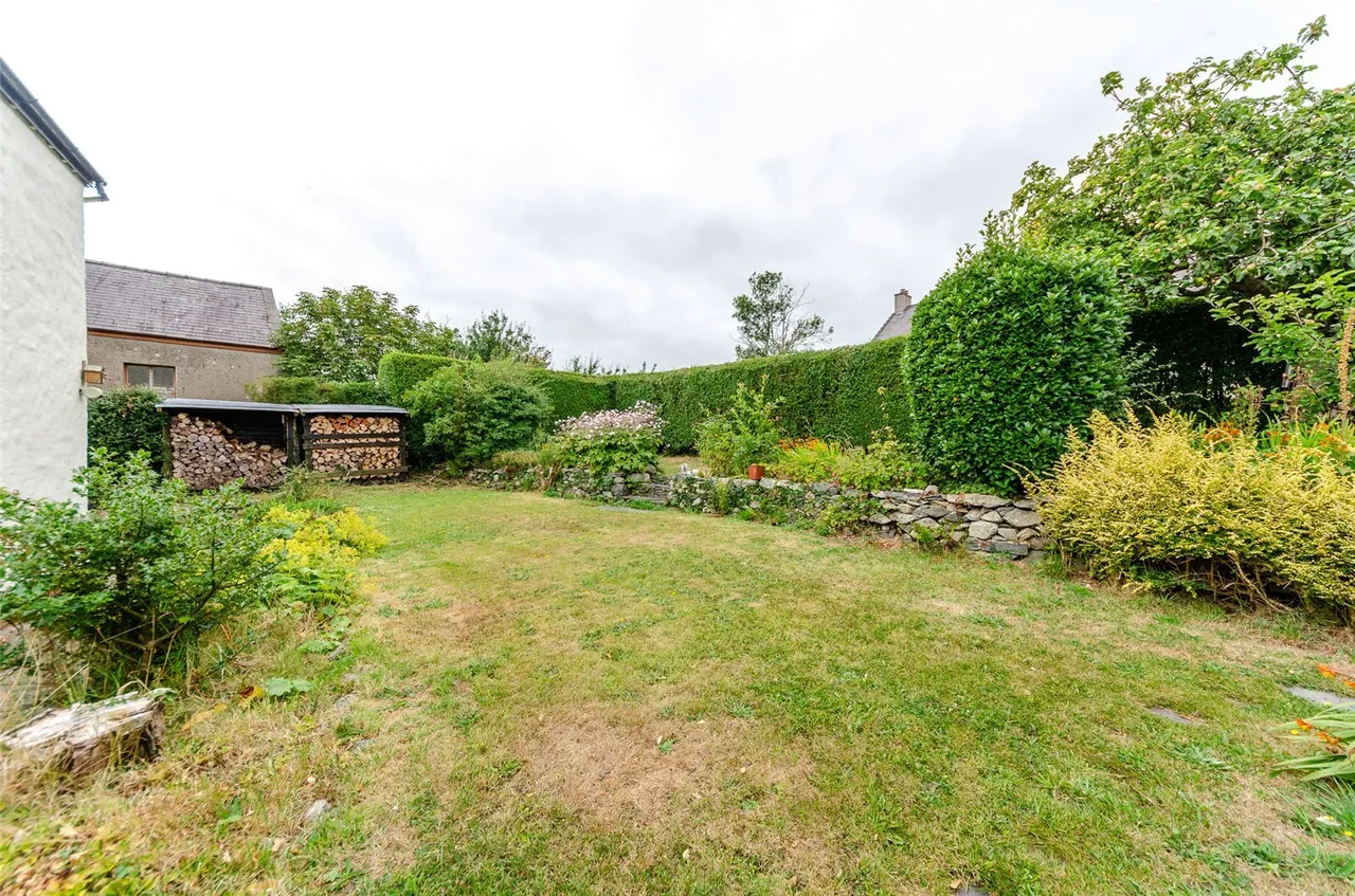 Penisarwaun, Caernarfon, LL55, photo 16