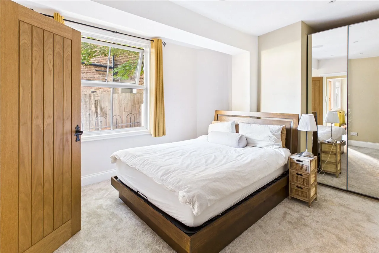 Danbrook Road, London, SW16, photo 2