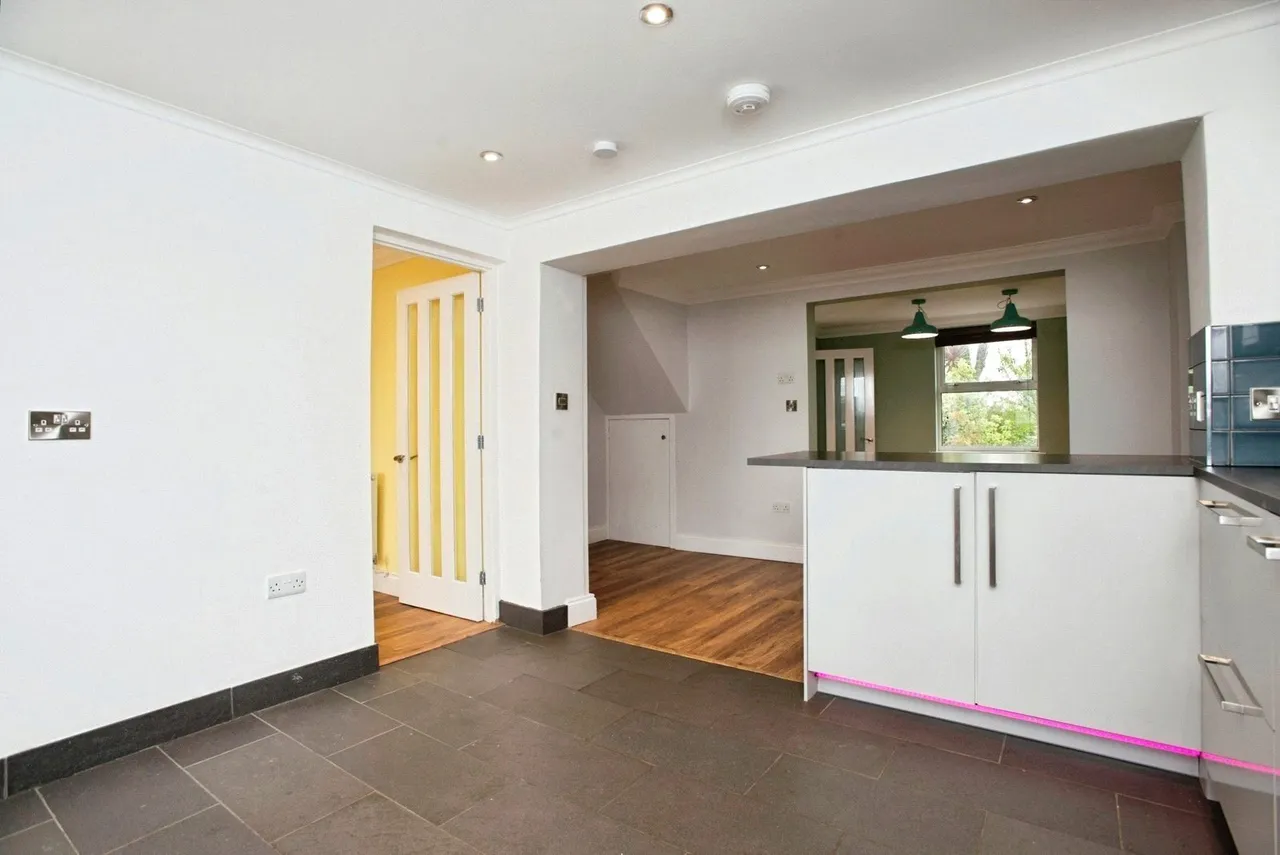 Greatlands Crescent, Plymouth, PL2, photo 19