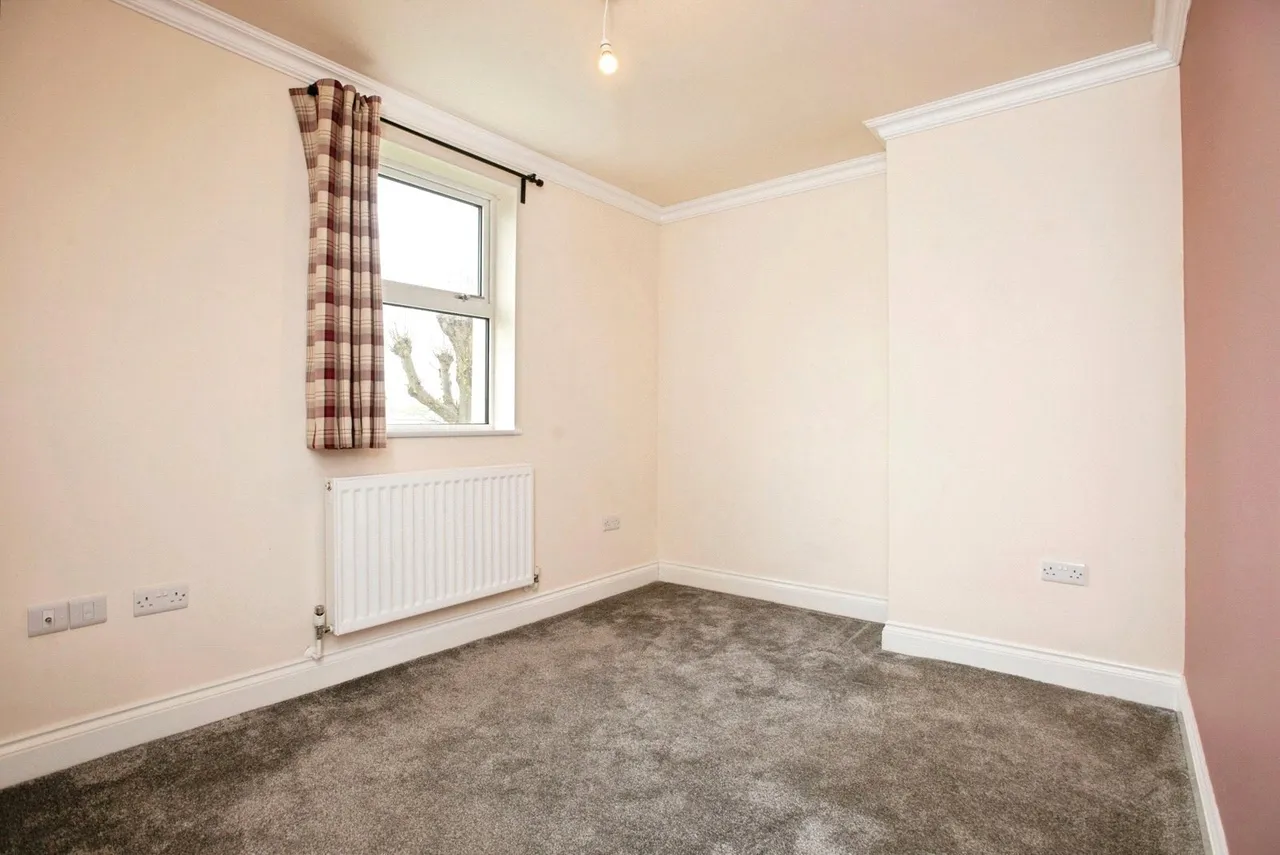 Greatlands Crescent, Plymouth, PL2, photo 11