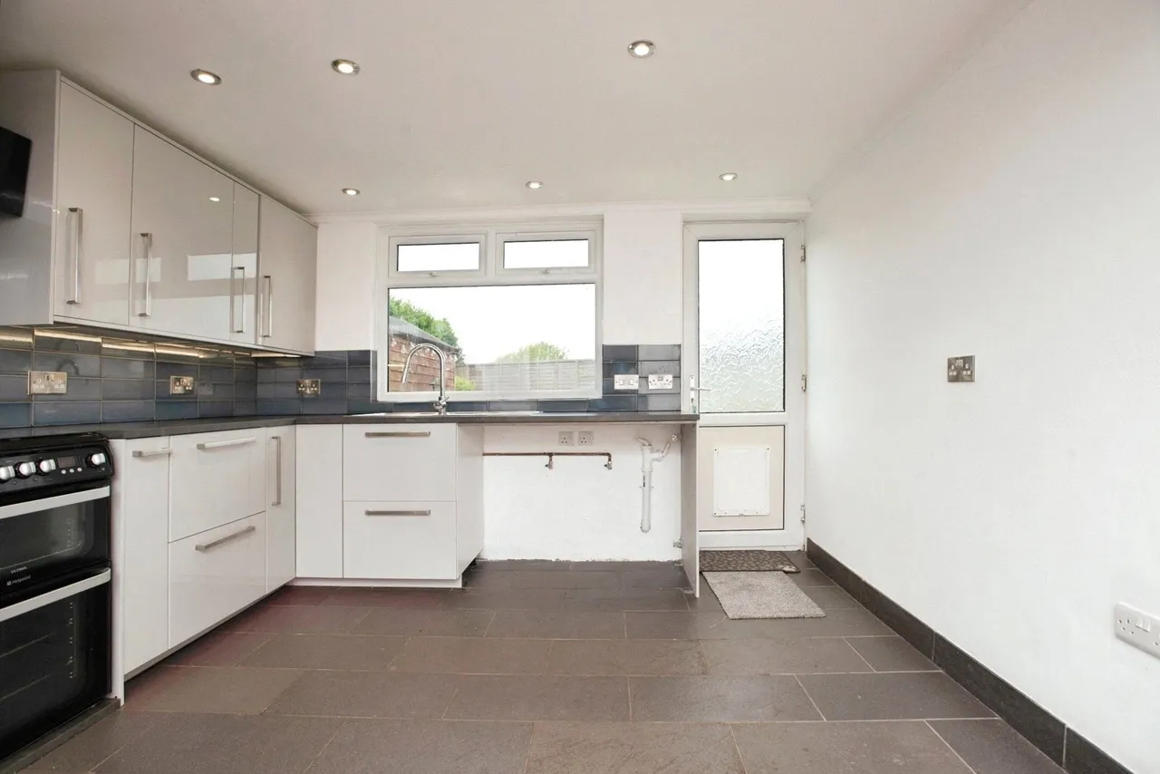 Greatlands Crescent, Plymouth, PL2, photo 17